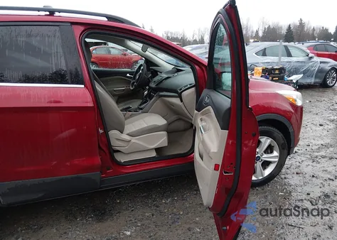 2013 Ford Escape Se z USA, uszkodzony, nr VIN 1FMCU9G93DUD57788
